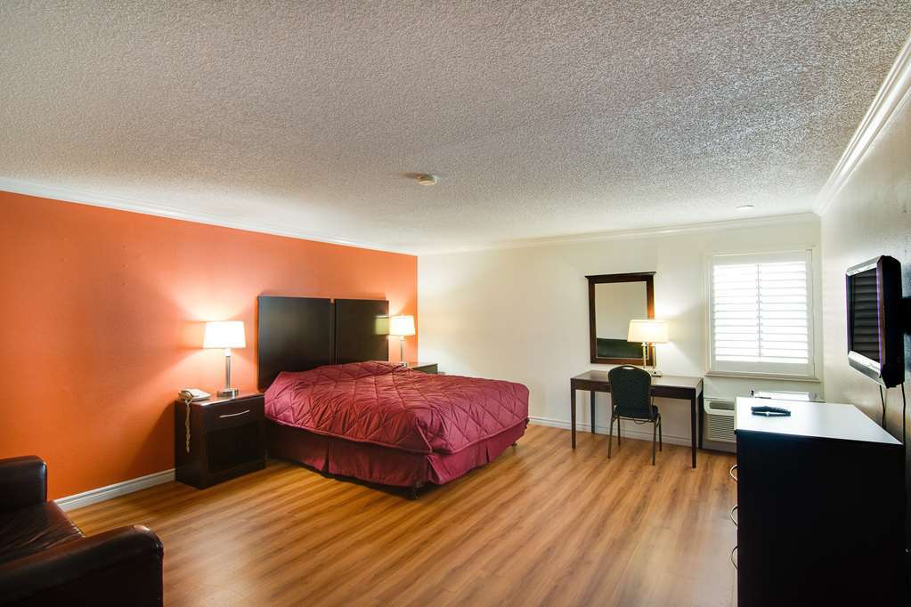 Motel 6 Van Nuys Бербанк Номер фото